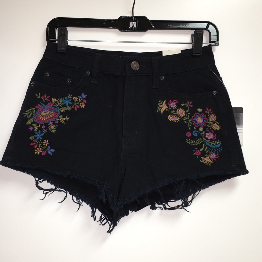 BDG High Rise Dree jean short